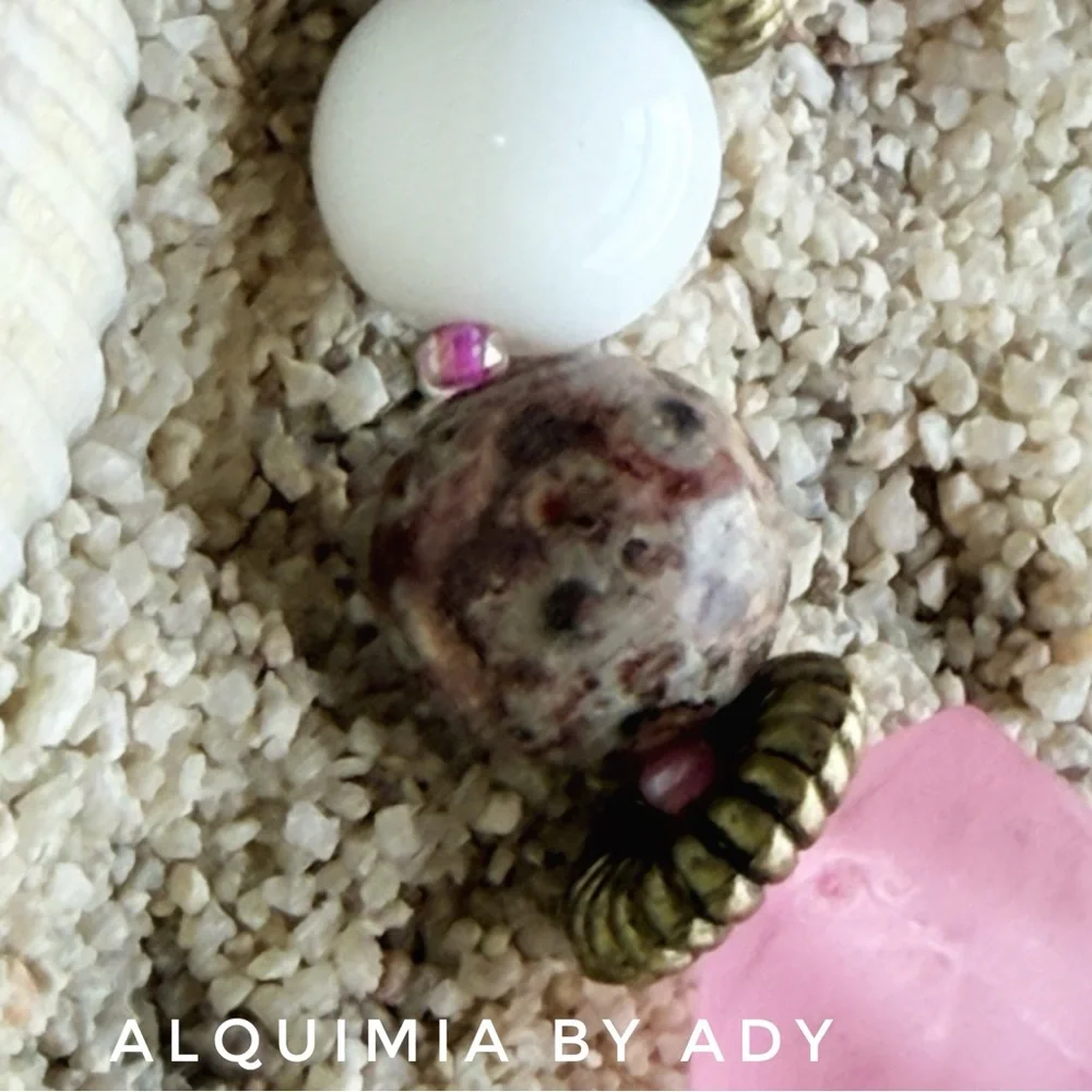 Alquimia Pink and White GEMSTONES Beaded Bracelet with Brass Accents